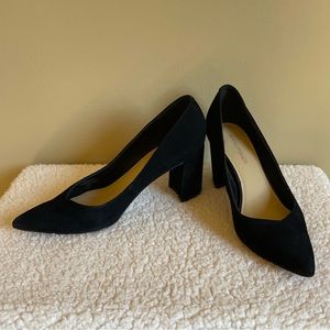Marc Fisher Black Suede Pumps. Size 8